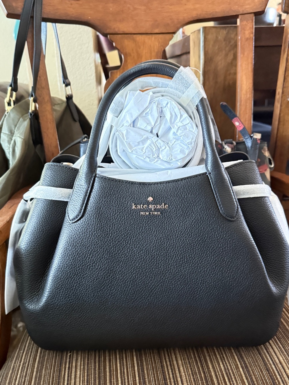 NEW!! KATE SPADE DUMPLING Pebbled Leather Crossbody